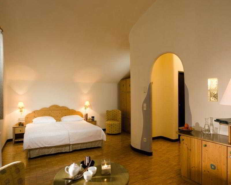 Hotel Rogner Bad Blumau Extérieur photo